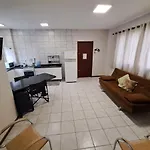 Quadra Mar, 2 Vagas, 2 Quartos, 2 Banheiros, Churrasqueira, Equipado!
